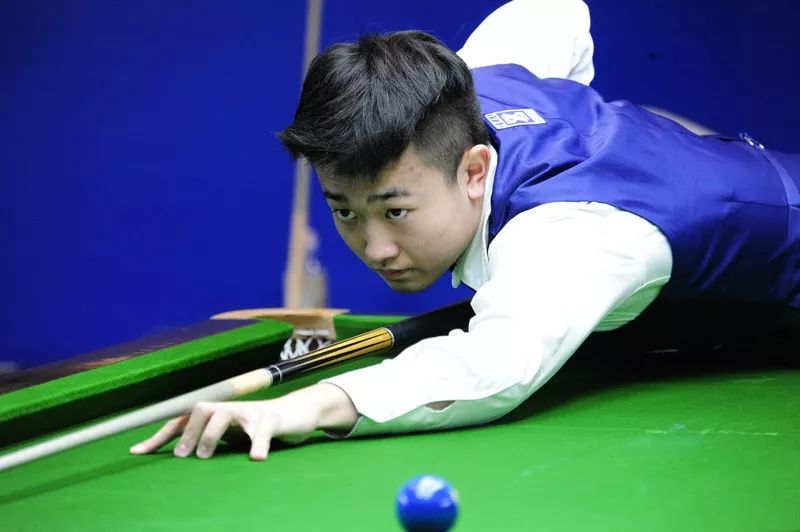 传中与两脚 传中与两脚