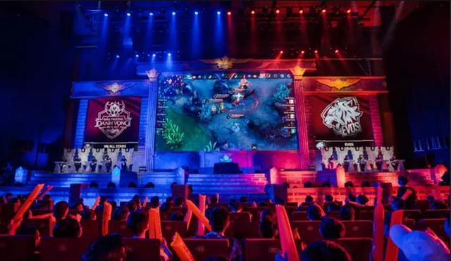 强硬外线压 强硬外线压